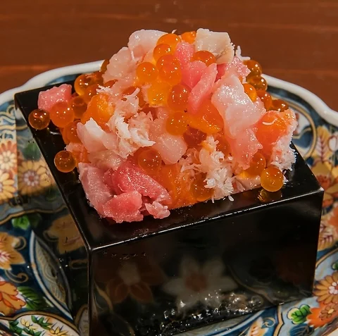 すすきので堪能する絶品海鮮メニュー!産地直送の味わいを心ゆくまでお楽しみください♪